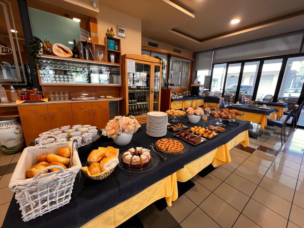 Hotel Nettuno Sottomarina Εξωτερικό φωτογραφία