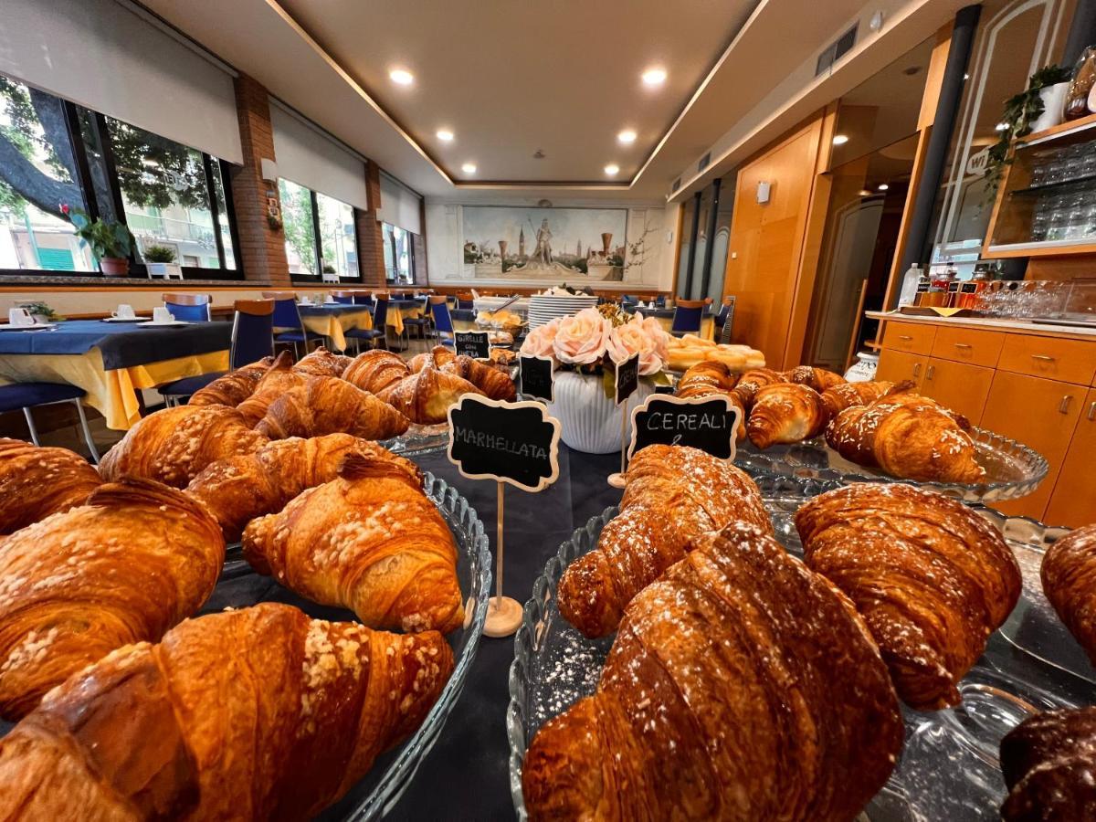 Hotel Nettuno Sottomarina Εξωτερικό φωτογραφία