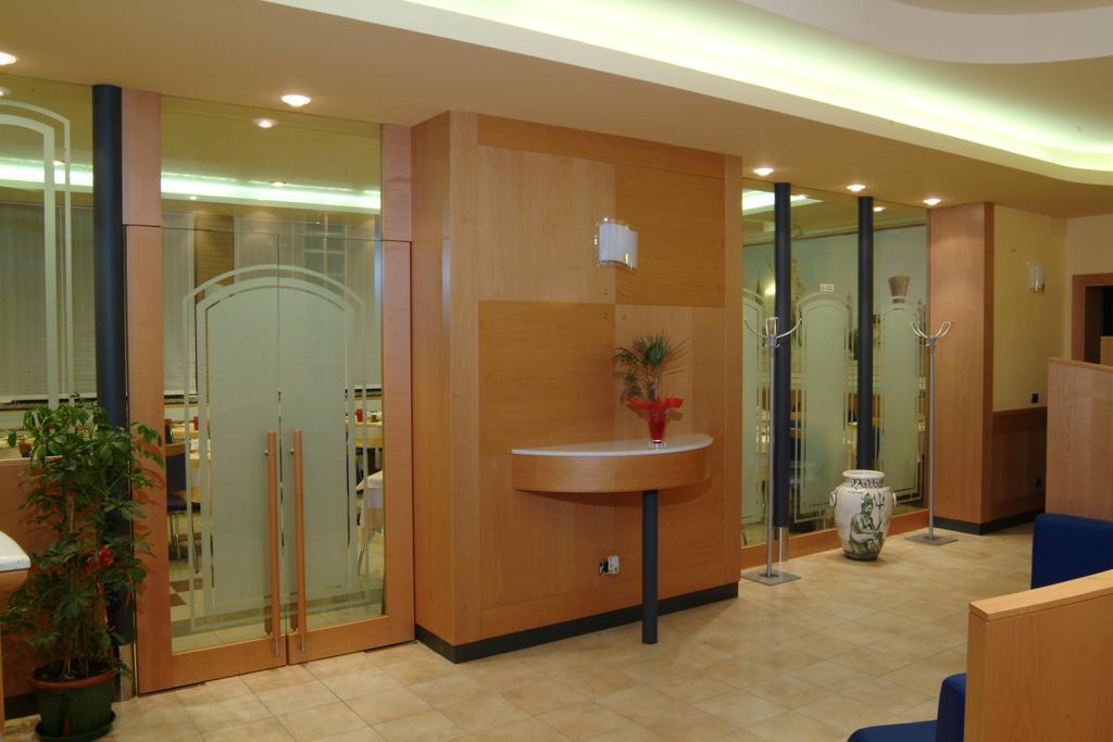 Hotel Nettuno Sottomarina Εξωτερικό φωτογραφία